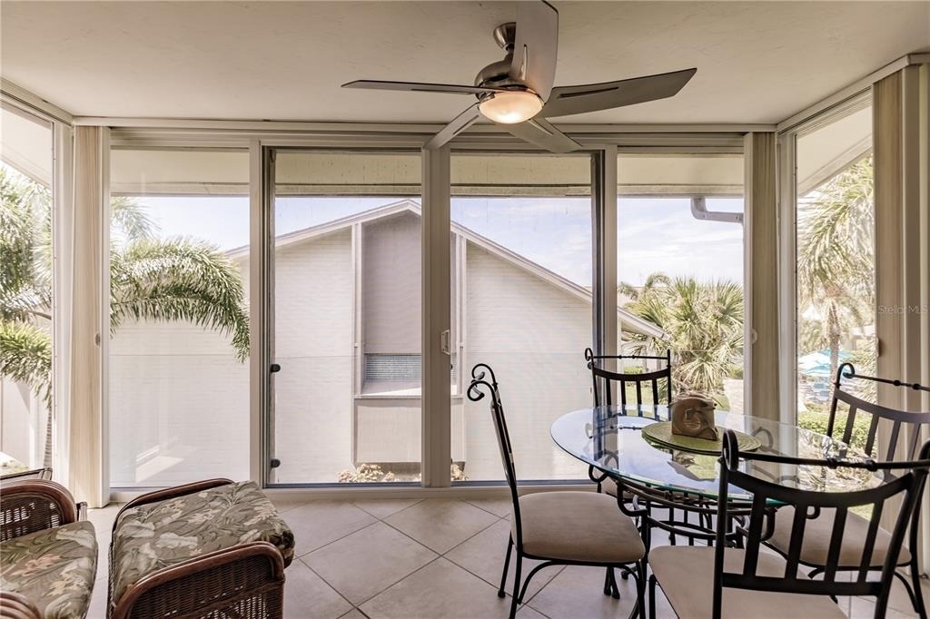 6052 W Peppertree Way - Photo 10