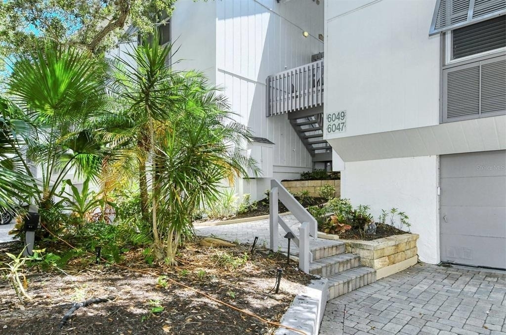 6047 E Peppertree Way - Photo 0