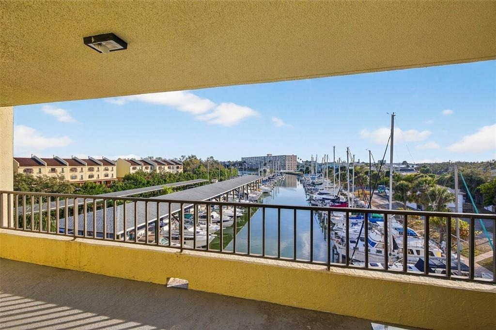 1750 Harbor Place S - Photo 14