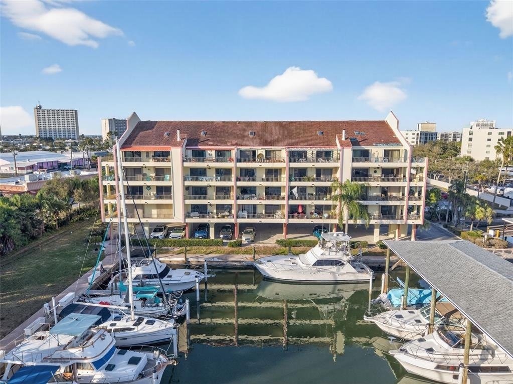 1750 Harbor Place S - Photo 0
