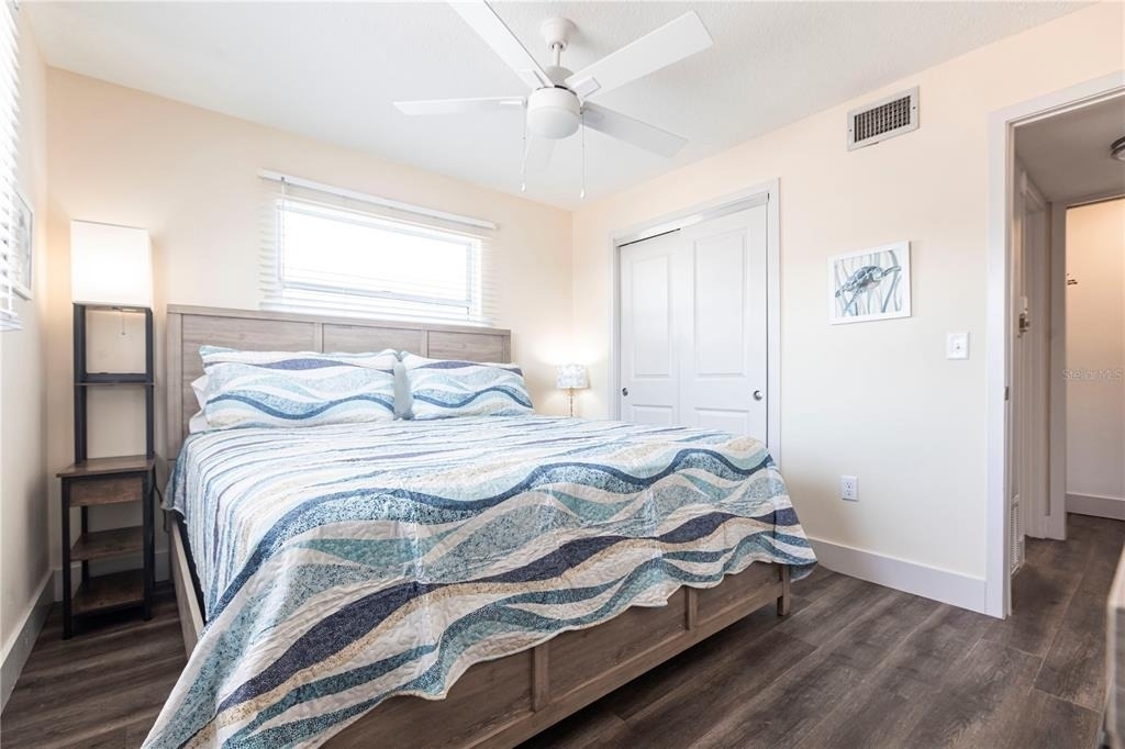 6020 Midnight Pass Road - Photo 9