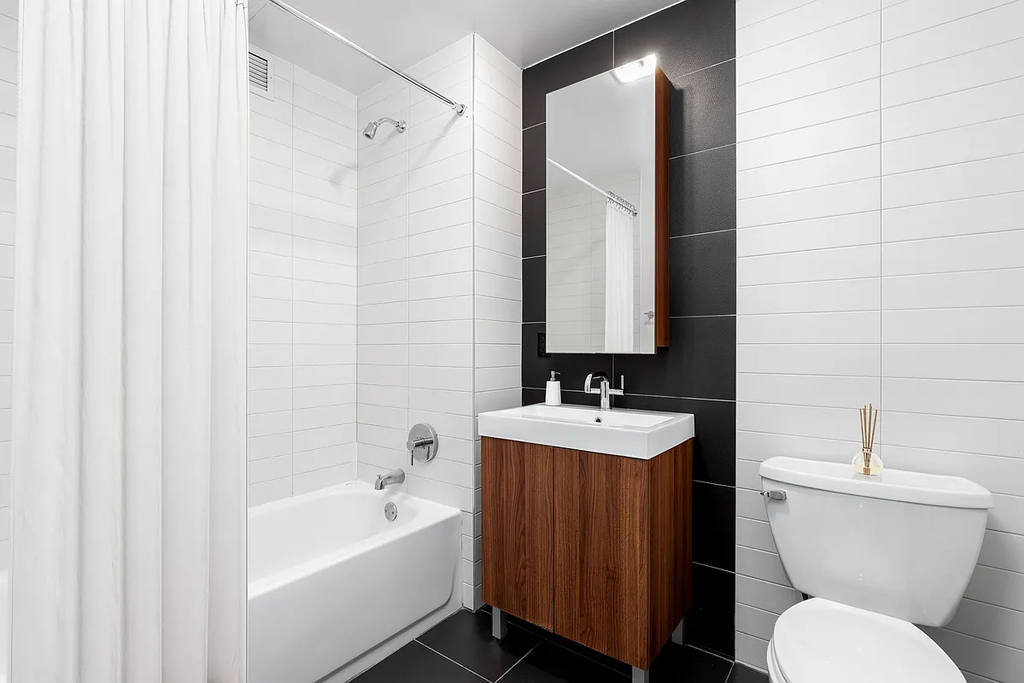 116 John Street - Photo 3