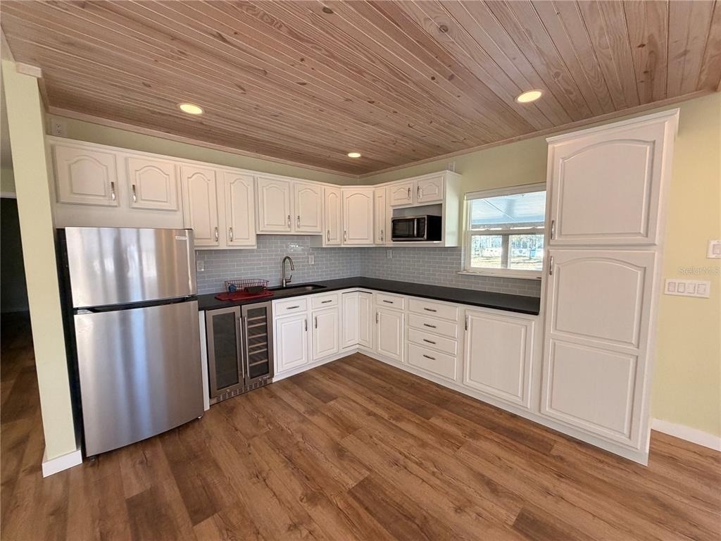 53706 Rivertrace Road - Photo 2