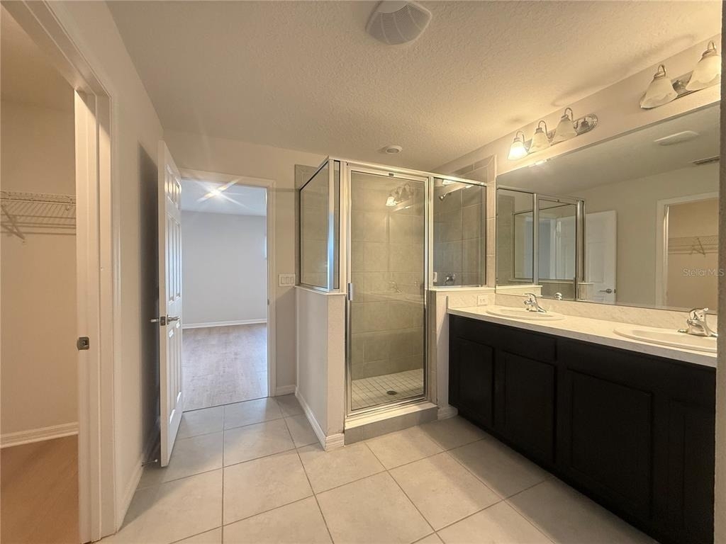 423 Kestrel Drive - Photo 9