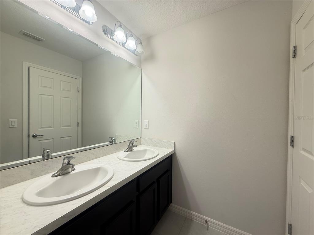 423 Kestrel Drive - Photo 17