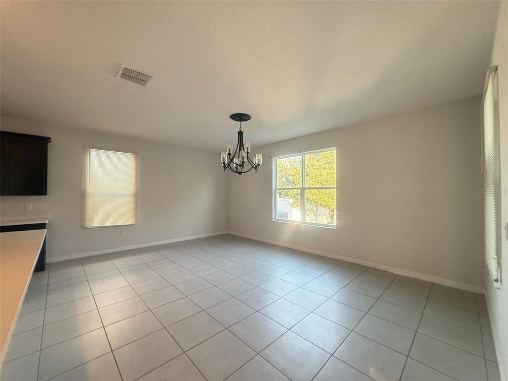 423 Kestrel Drive - Photo 4
