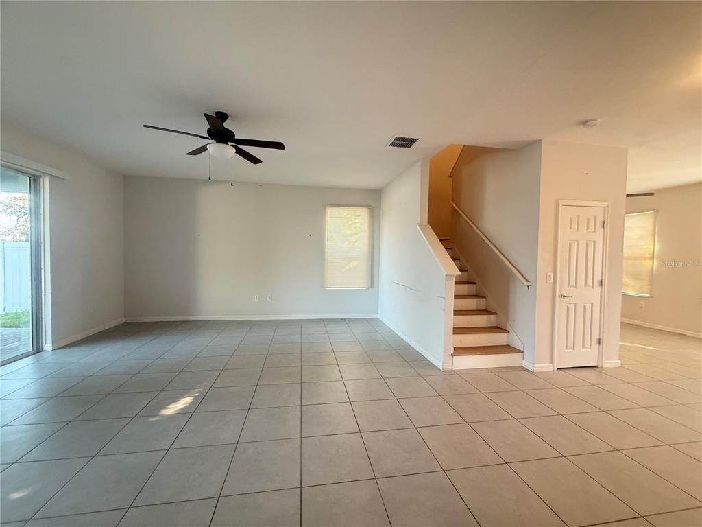 423 Kestrel Drive - Photo 5