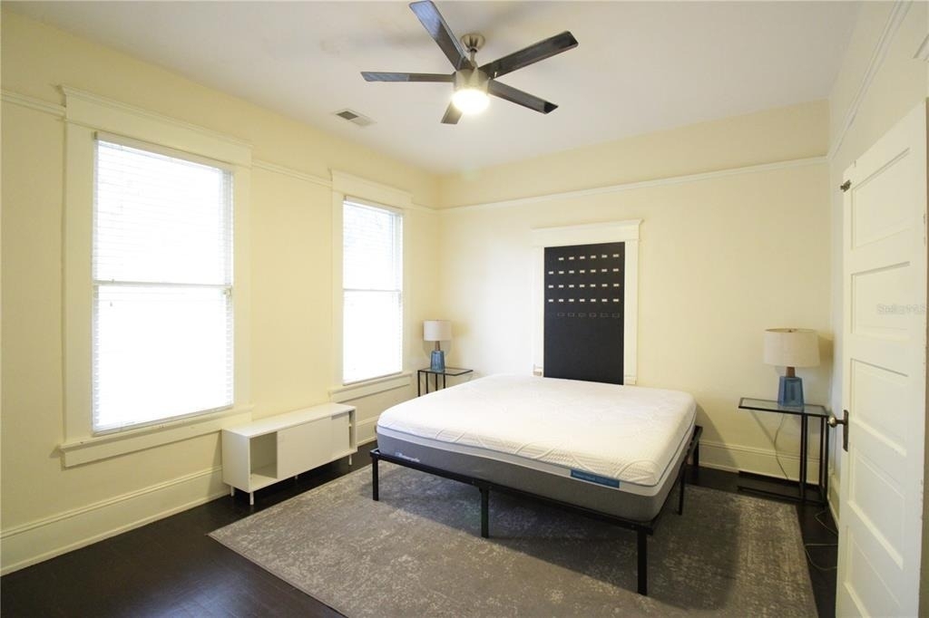 834 E University Avenue - Photo 10