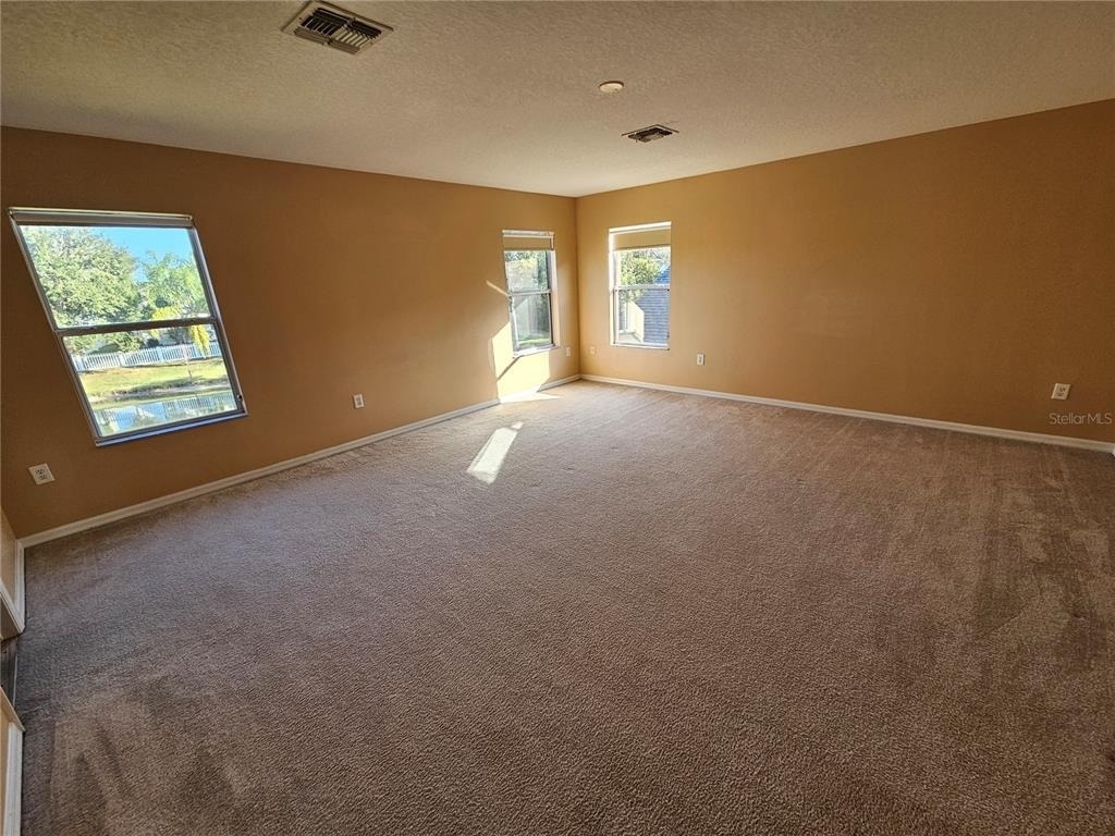 1881 Strathmore Circle - Photo 11