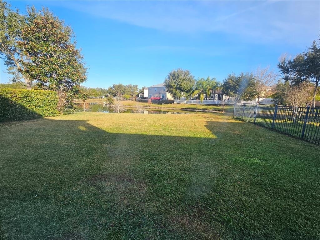 1881 Strathmore Circle - Photo 15