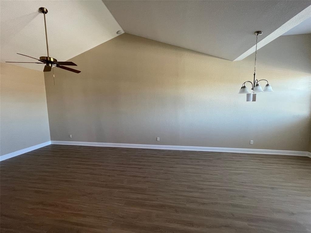 10365 Pendleton Avenue - Photo 4