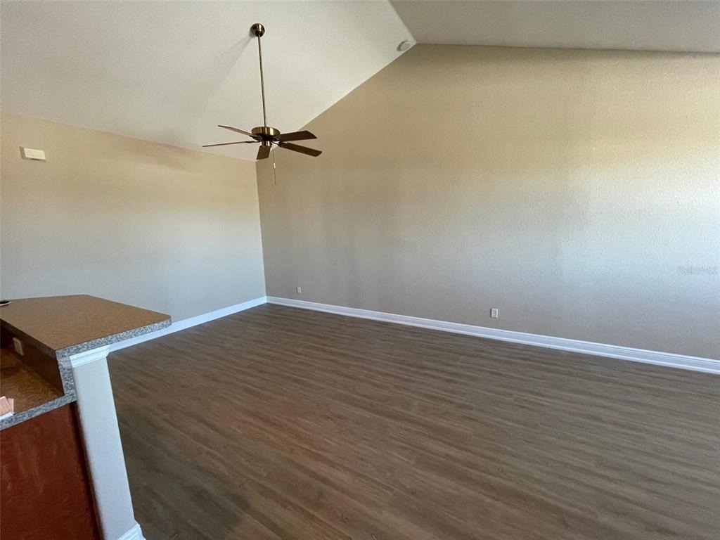 10365 Pendleton Avenue - Photo 3