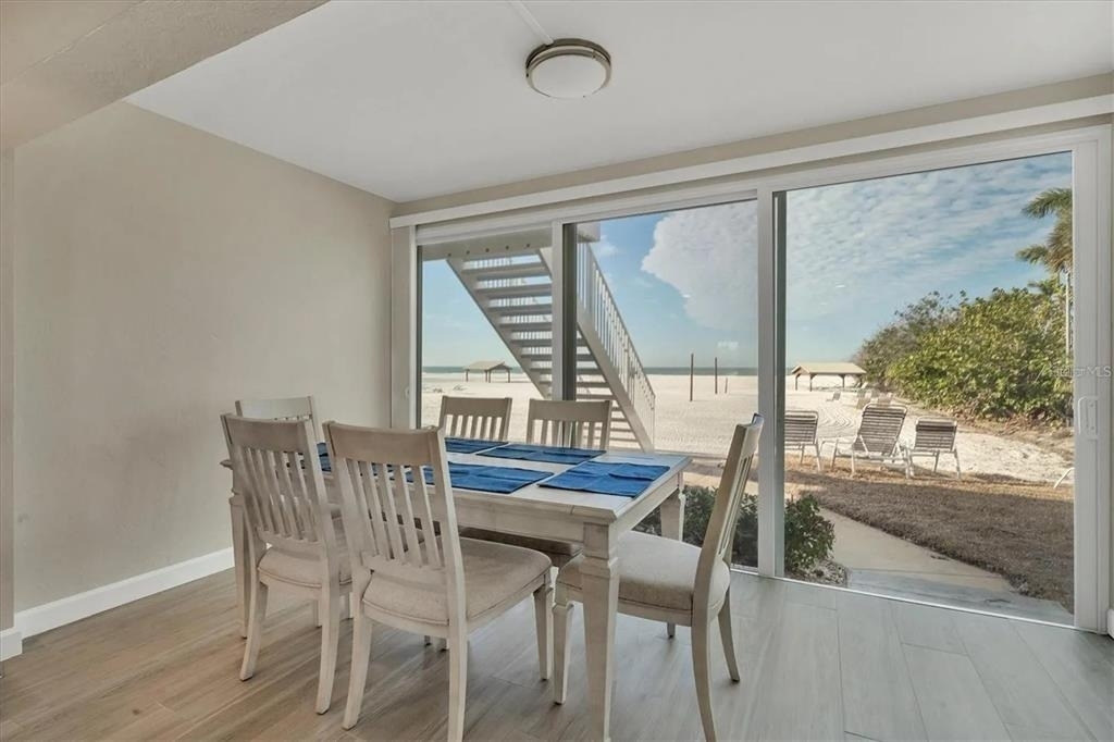 6006 Midnight Pass Road - Photo 3