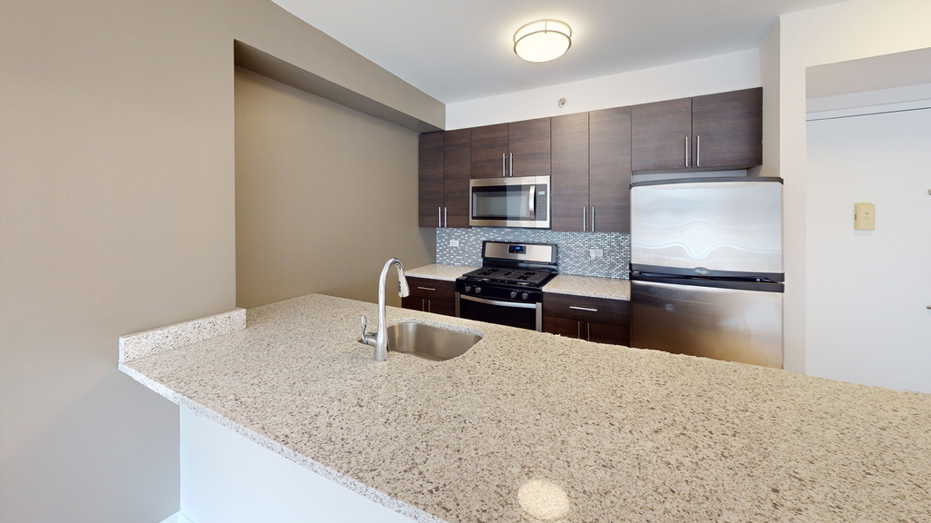 120 W. 21st - Photo 1