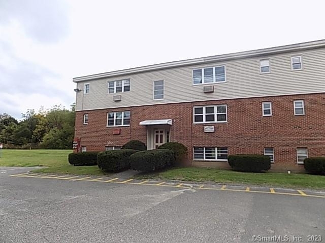 74 Belair Drive - Photo 2