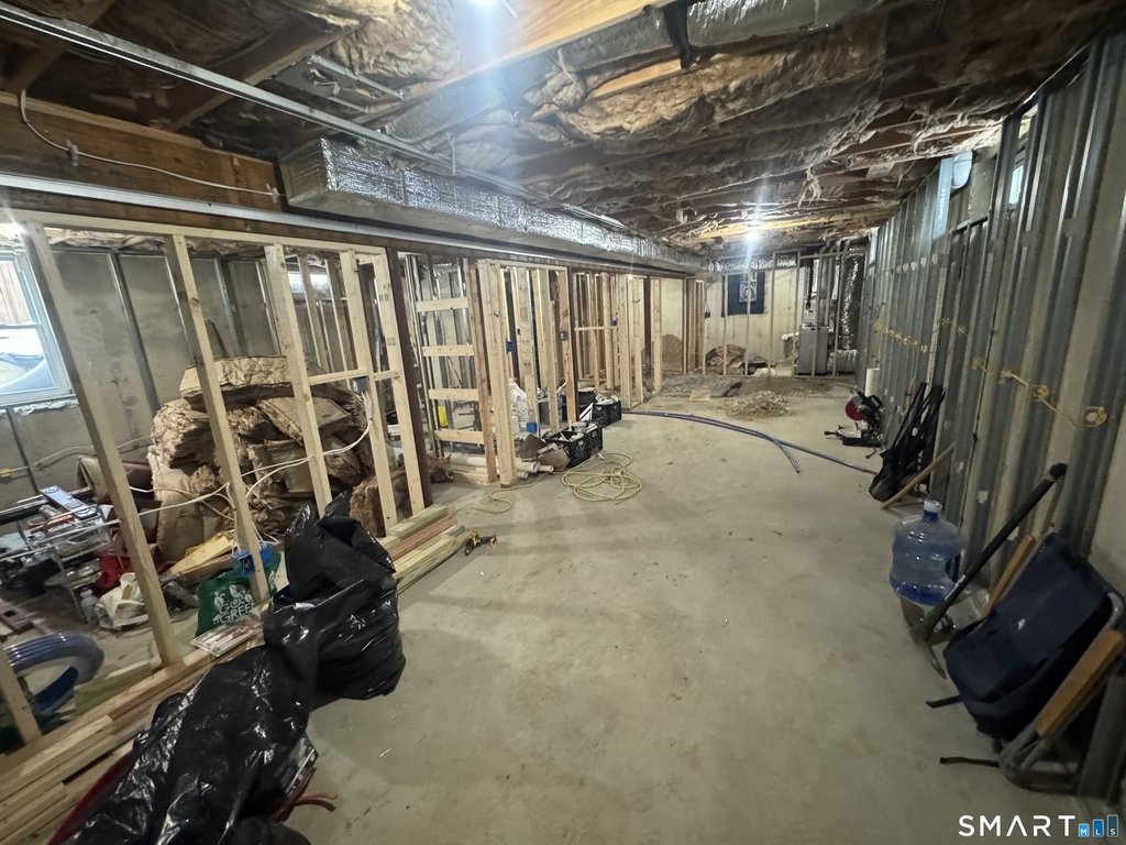 695 Shelton Street - Photo 18