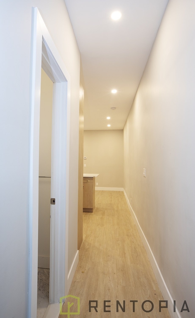 192 Malcolm X Boulevard - Photo 5