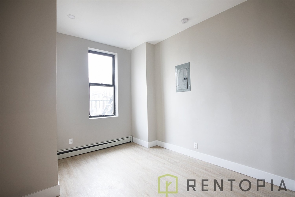 192 Malcolm X Boulevard - Photo 6