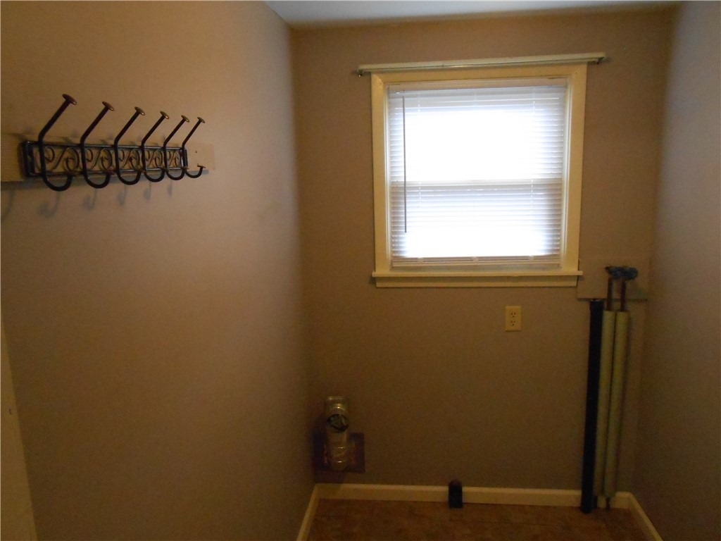 114 Grant St - Photo 15