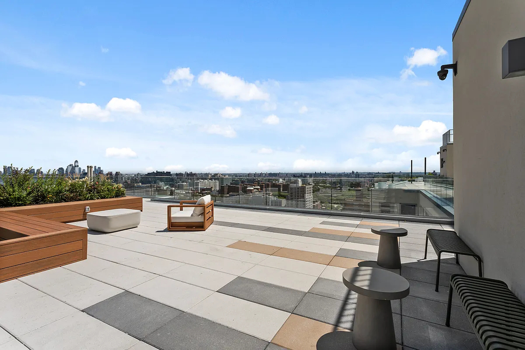 99 Fleet Place - Photo 14