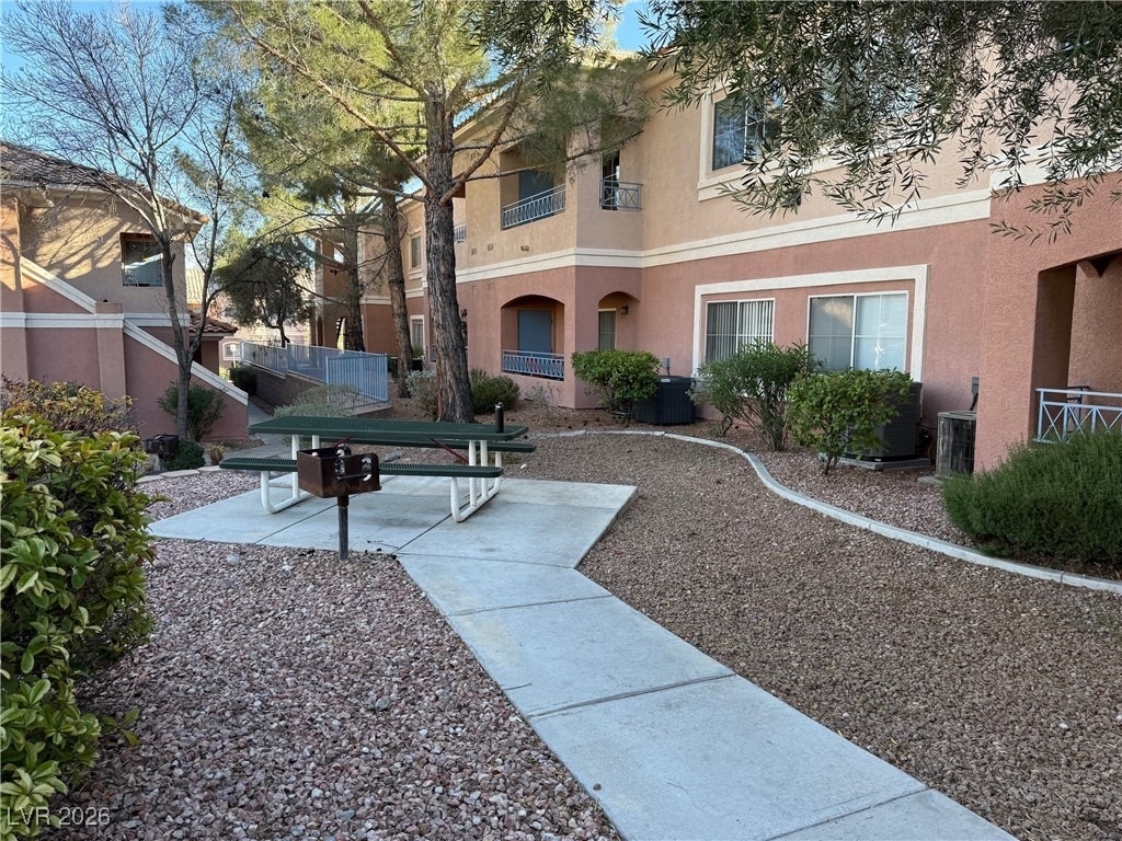 401 Amber Pine Street - Photo 20