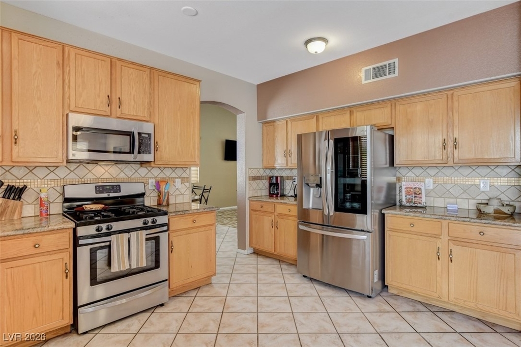 1116 Stoneypeak Avenue - Photo 6