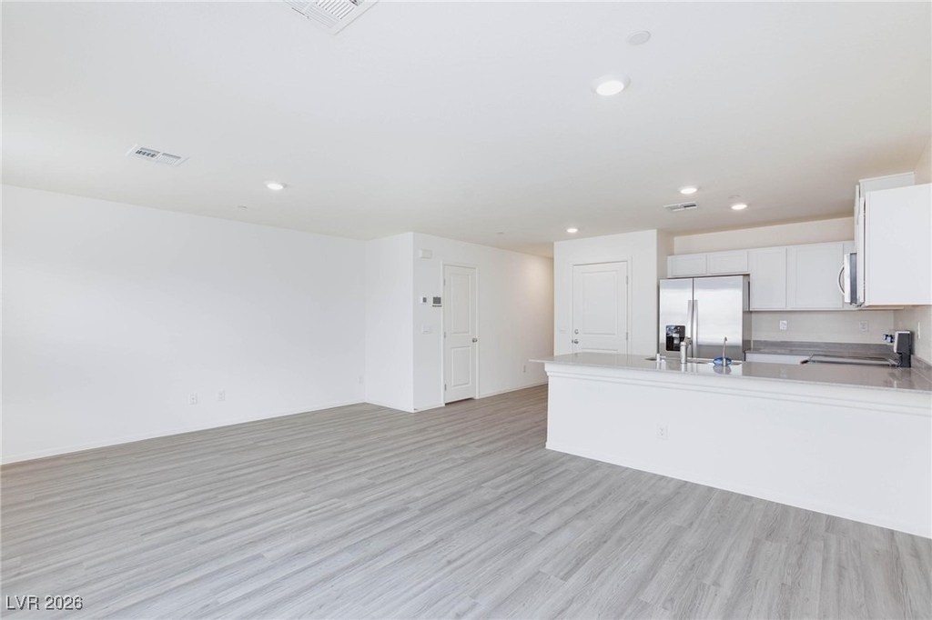 6085 Lily Garden Street - Photo 10