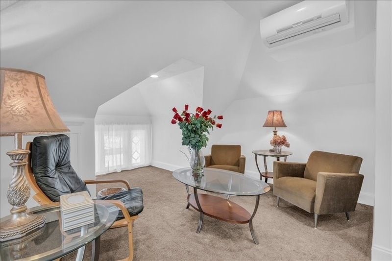 217 Jefferson Avenue - Photo 7