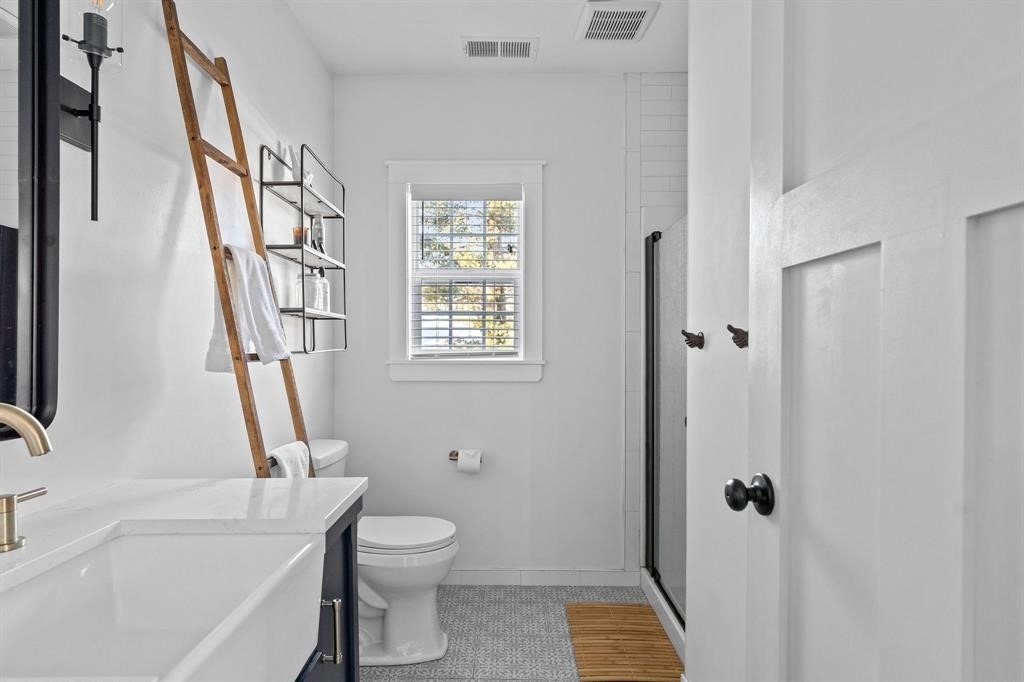 13 Chapin Street - Photo 21