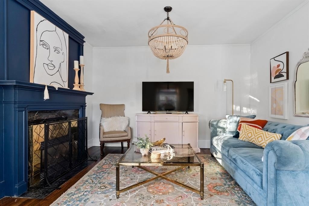 13 Chapin Street - Photo 5