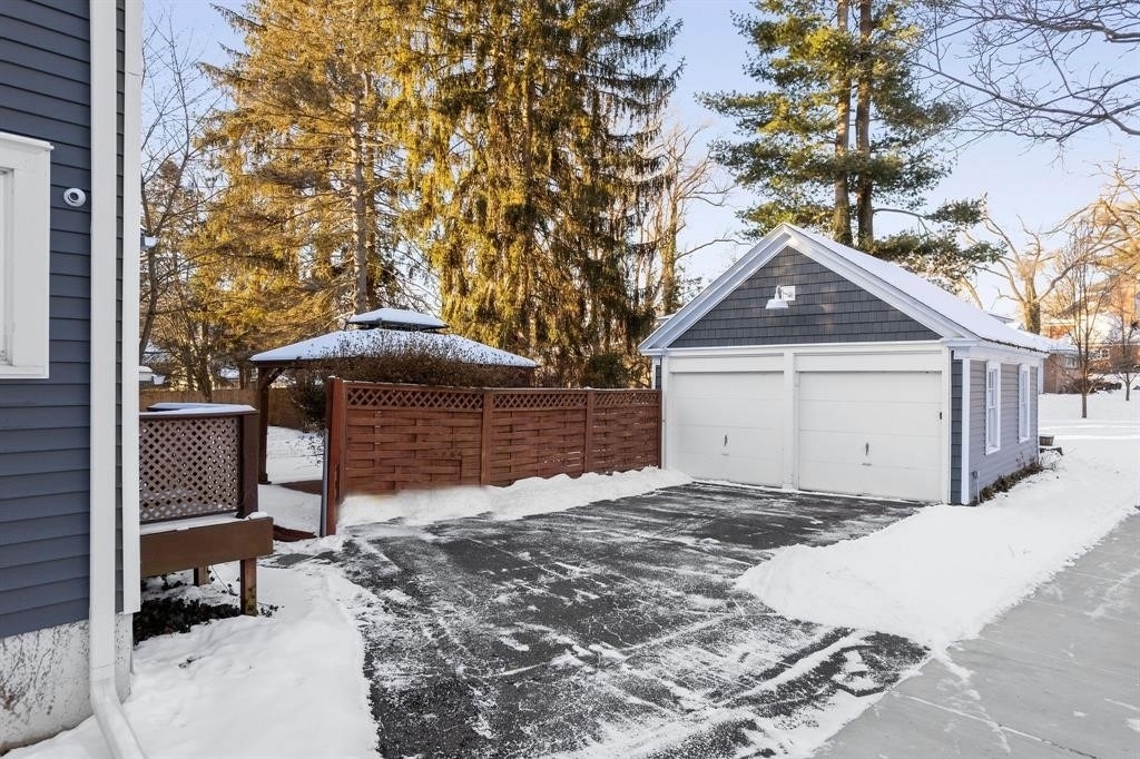 13 Chapin Street - Photo 48