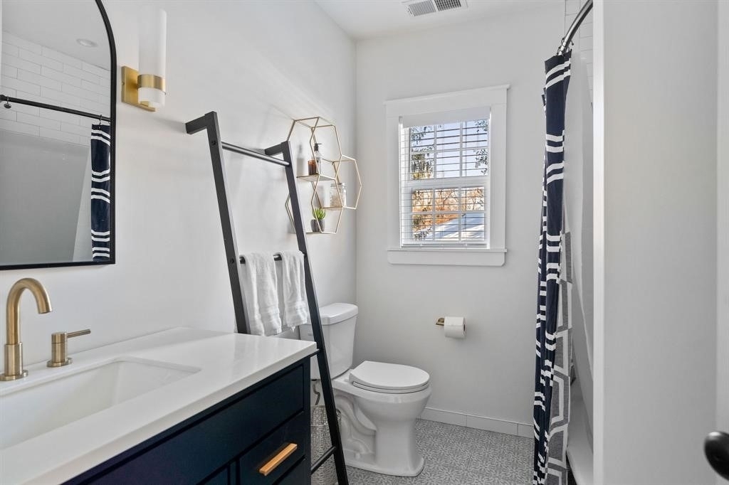 13 Chapin Street - Photo 22