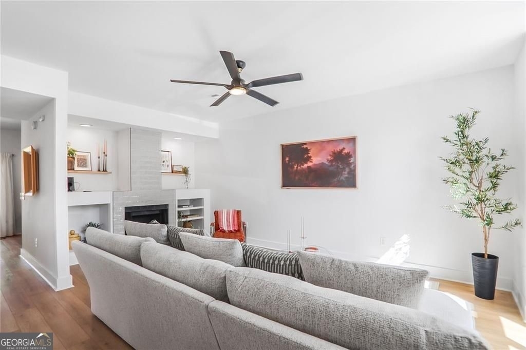 1210 Cleburne Avenue Ne - Photo 1