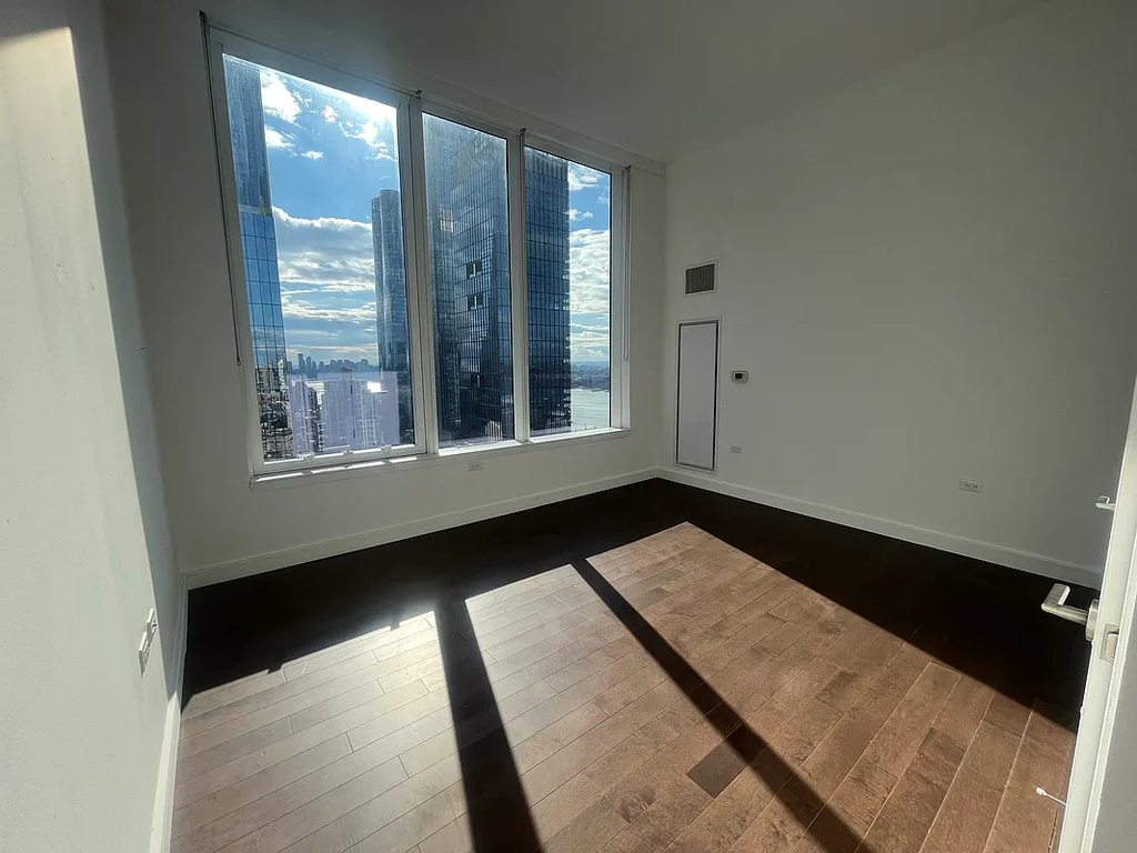 West 36th Street, New York, NY 10018 - Photo 5