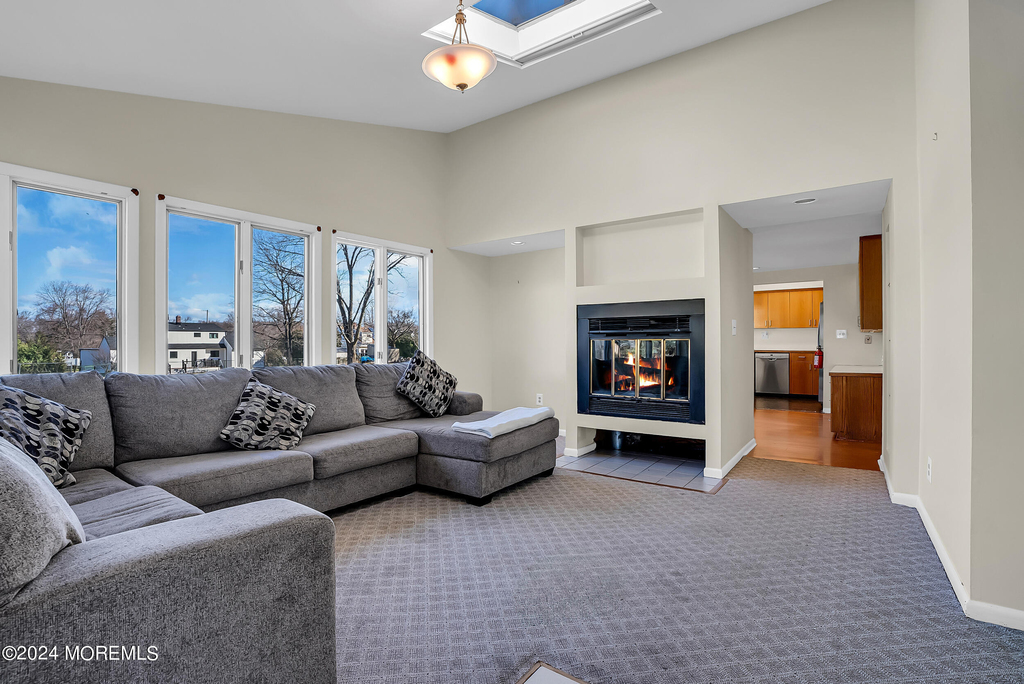 459 W Park Avenue - Photo 1
