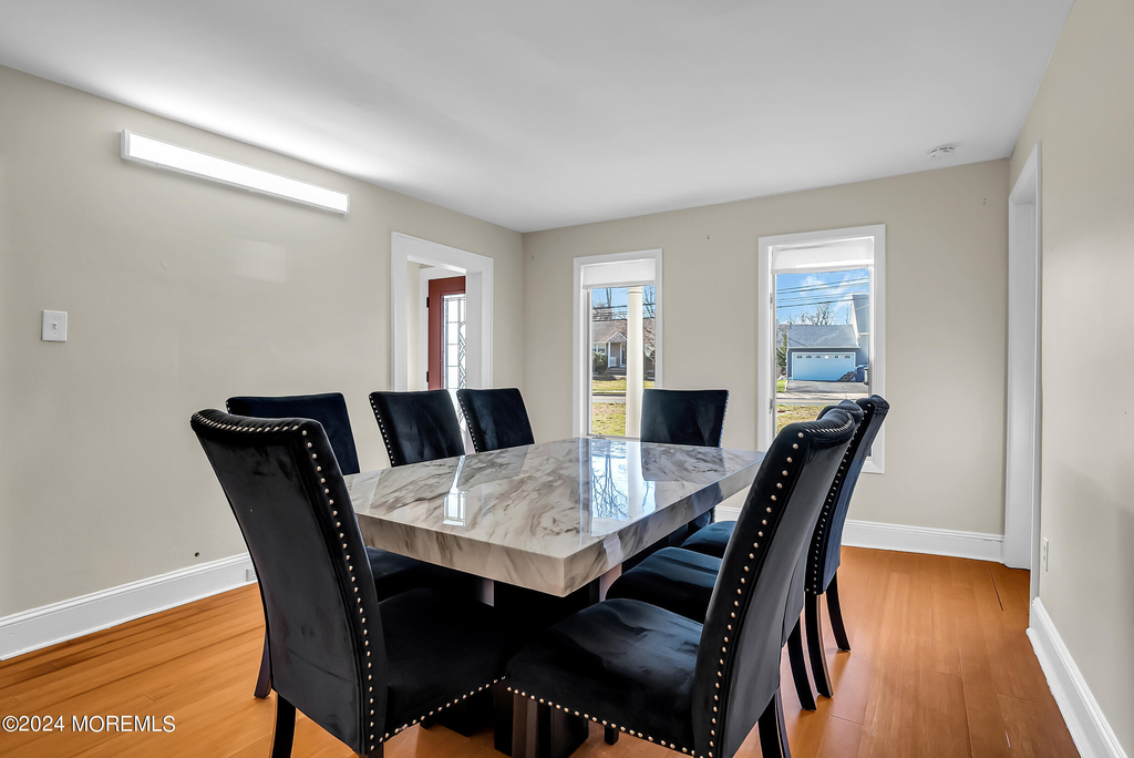 459 W Park Avenue - Photo 10