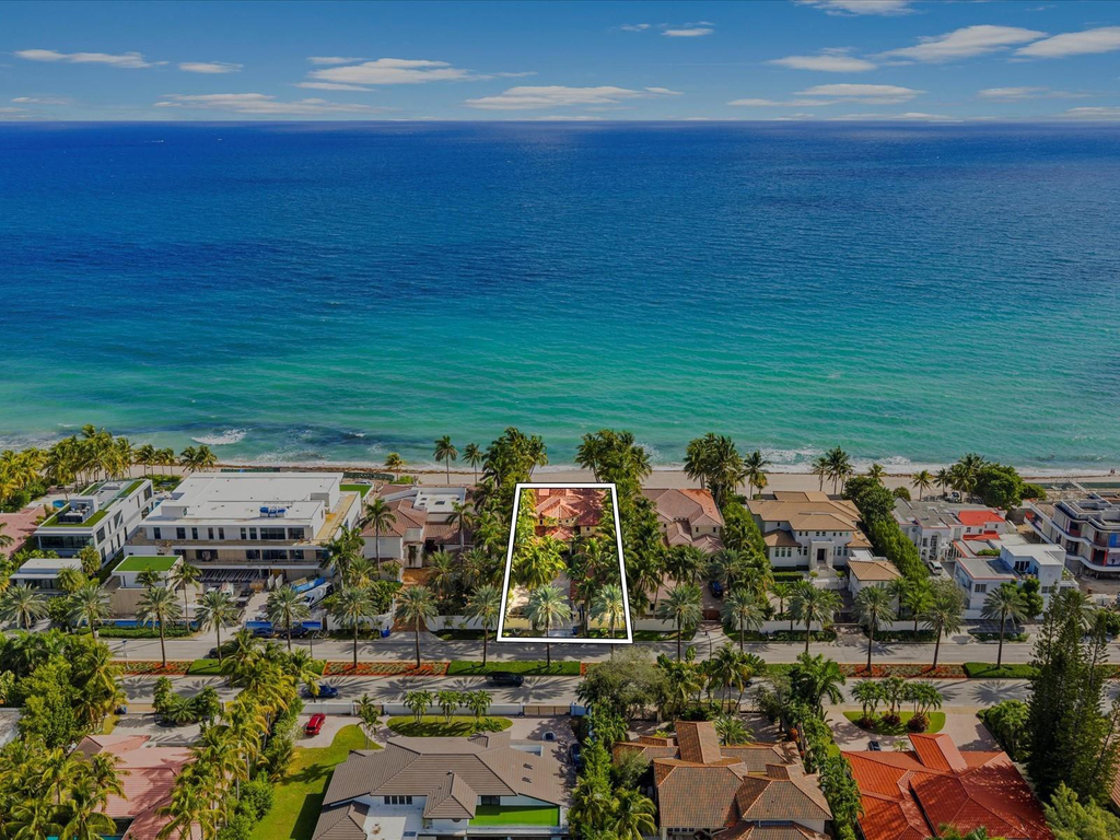 555 Ocean Boulevard - Photo 2