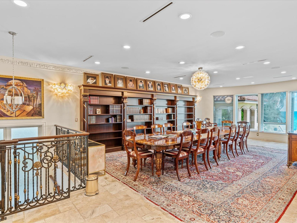 555 Ocean Boulevard - Photo 12
