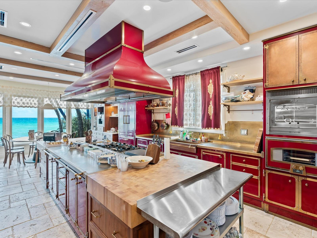 555 Ocean Boulevard - Photo 15