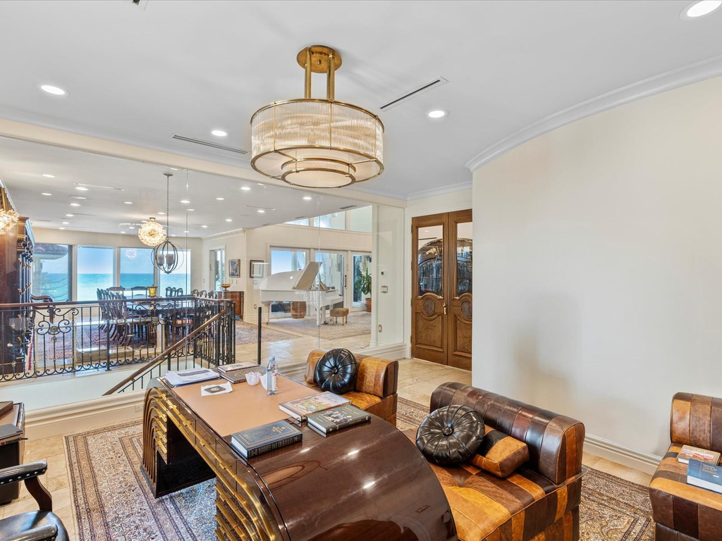 555 Ocean Boulevard - Photo 11