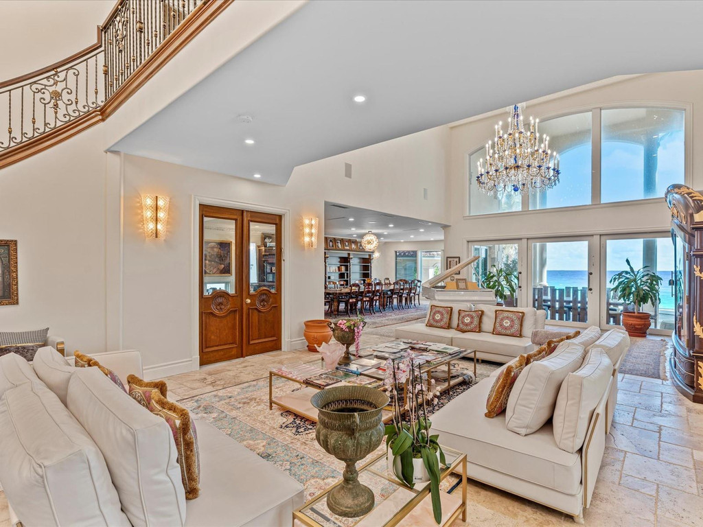 555 Ocean Boulevard - Photo 5