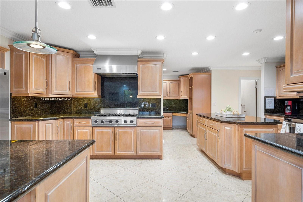 1240 Sw 14th Avenue - Photo 14