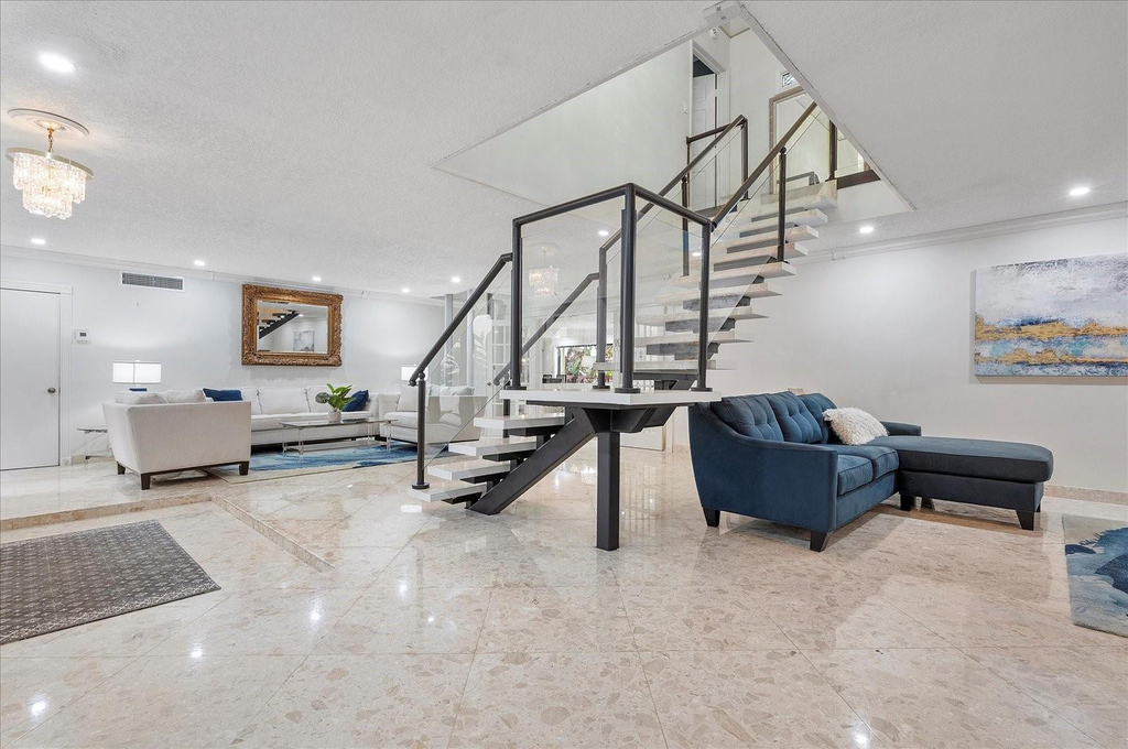 1240 Sw 14th Avenue - Photo 6