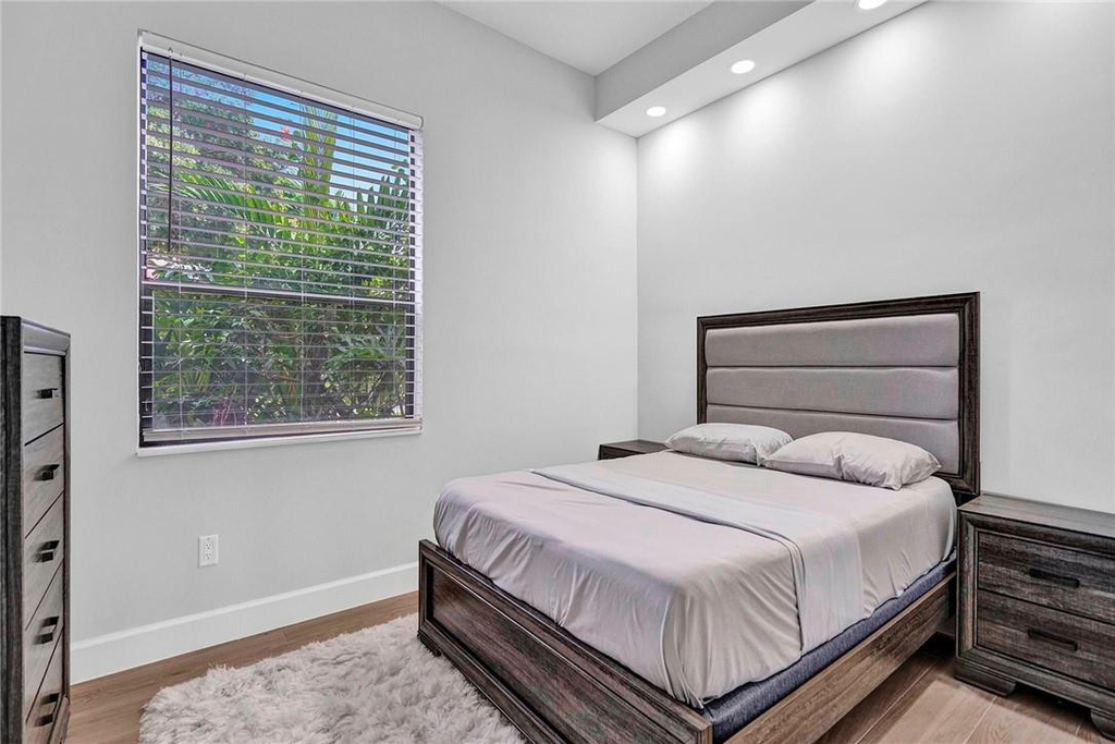 7484 La Paz Boulevard - Photo 22