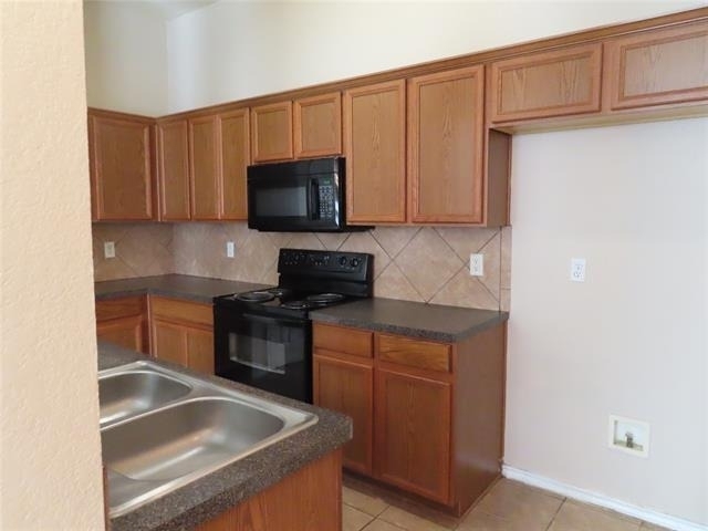 1149 Redman Avenue - Photo 5