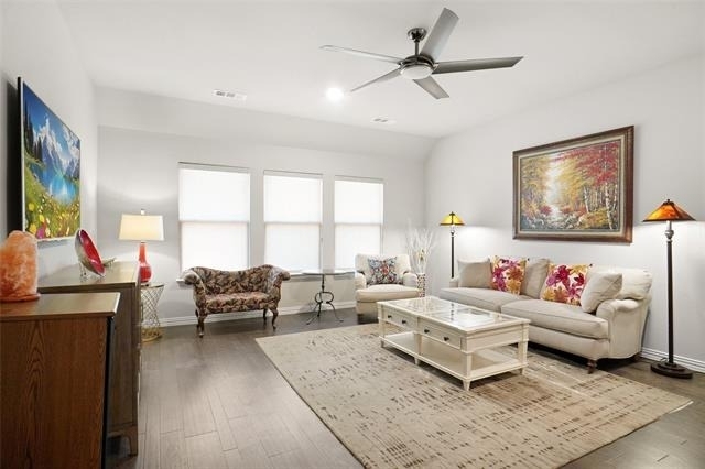 1132 Thornhill Way - Photo 14