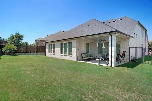 1132 Thornhill Way - Photo 1