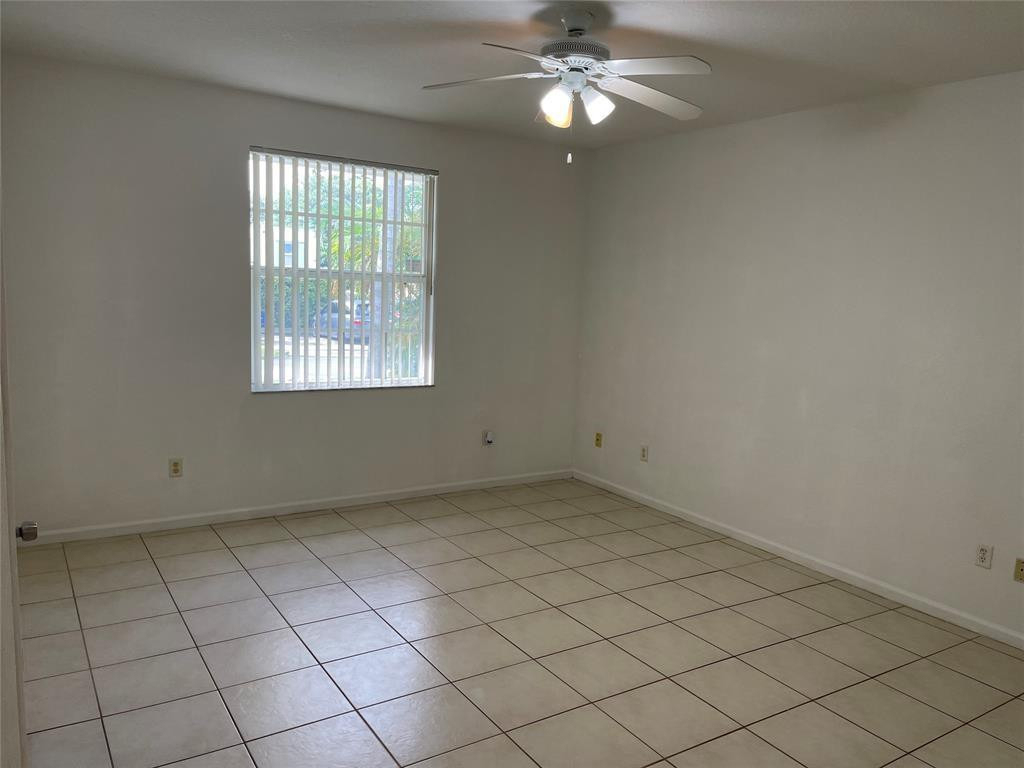 713 Ne 4th Street - Photo 18