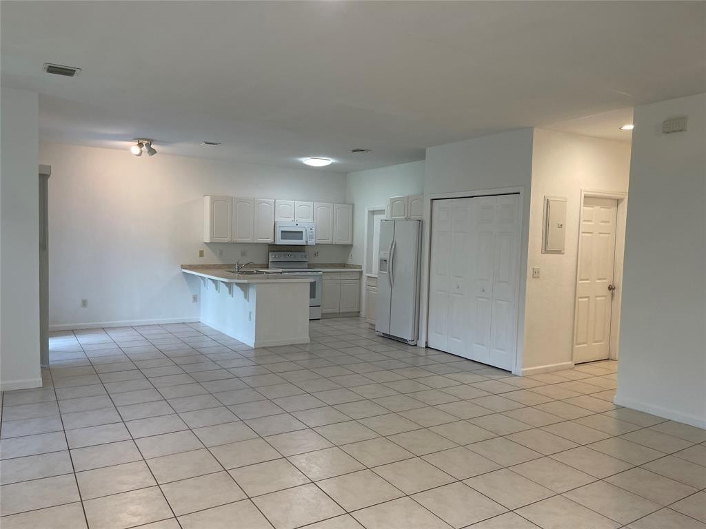 713 Ne 4th Street - Photo 8