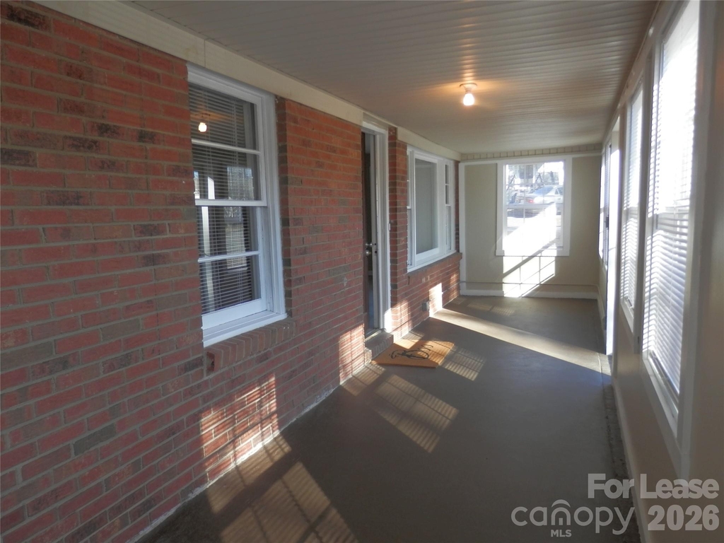 67 Barber Street Nw - Photo 3